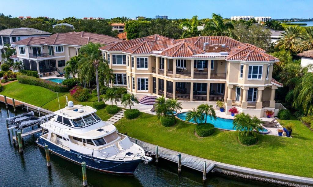 550 Harbor Point Road, Longboat Key, FL